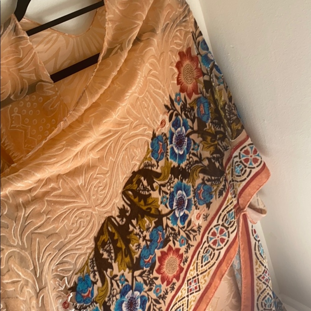 Kimono - Picture 2 of 3